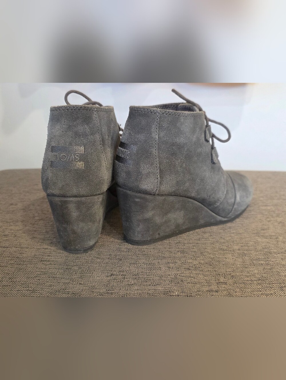 TOMS Women's Gray Suede Wedge Ankle Boots - SIZE 8